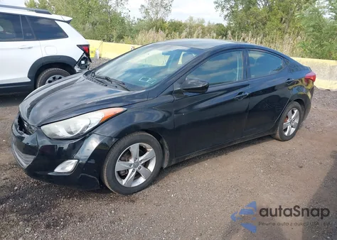 2013 Hyundai Elantra Gls z USA, uszkodzony, nr VIN 5NPDH4AE8DH446000